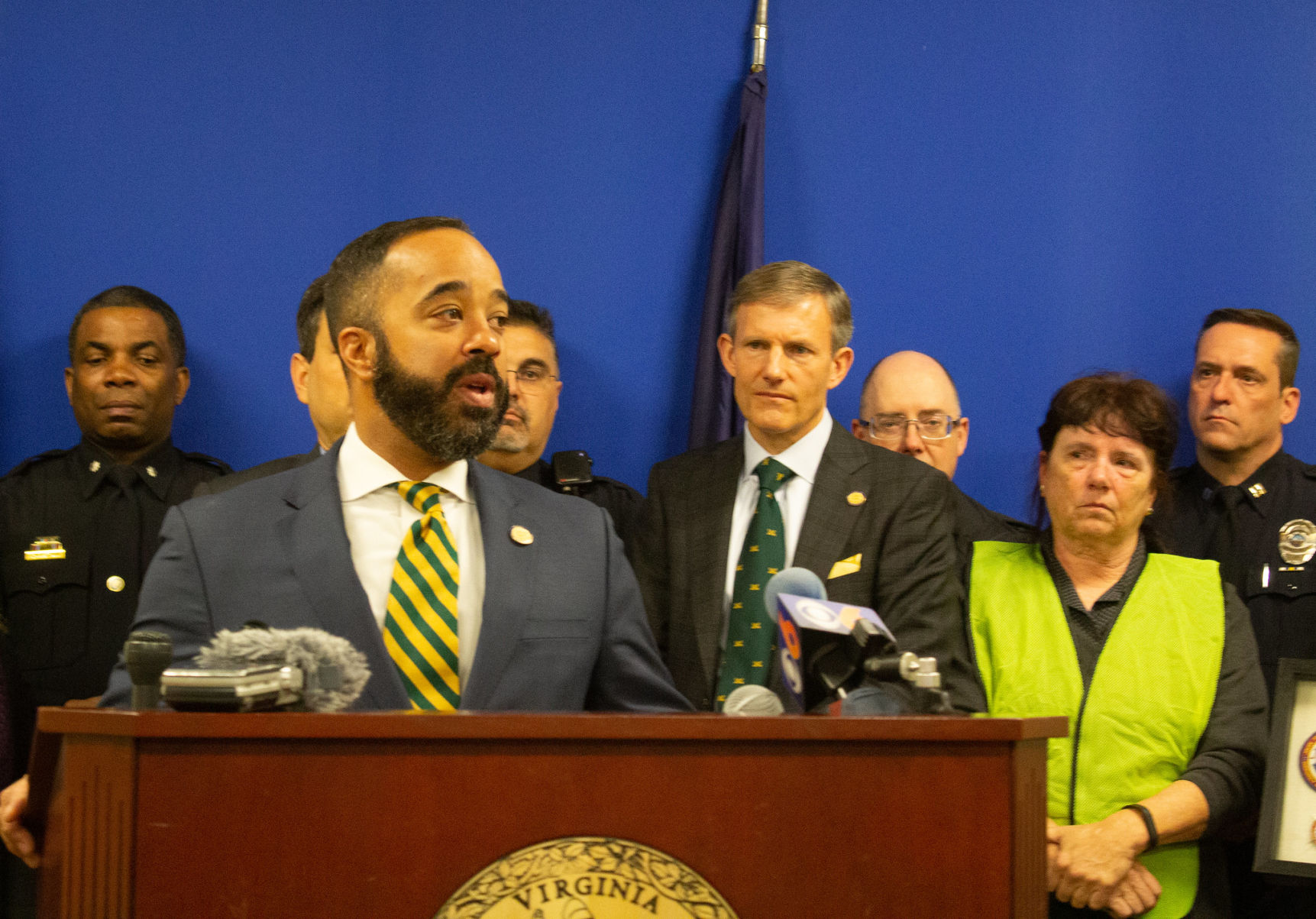 Del. Jeff Bourne, D-71st, of Richmond, introduces distracted driving bill